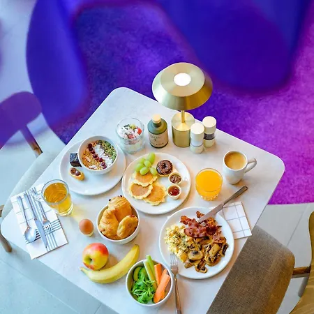 Hotell Ibis Styles Ahoy 4*