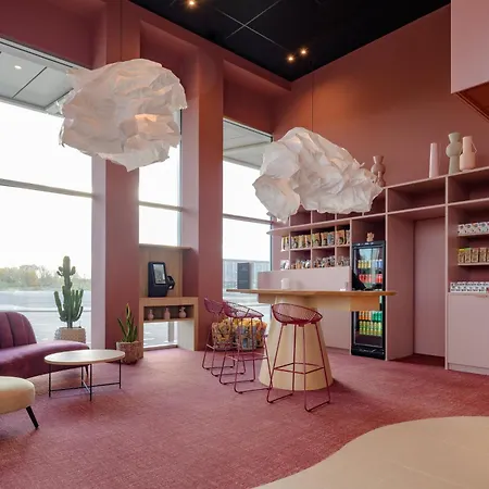 Ibis Styles Ahoy Ξενοδοχείο