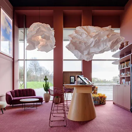 Отель Ibis Styles Ahoy 4*