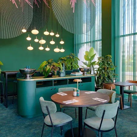 Ibis Styles Ahoy 4*