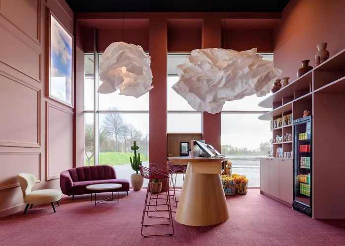 Hotell Ibis Styles Ahoy 4*