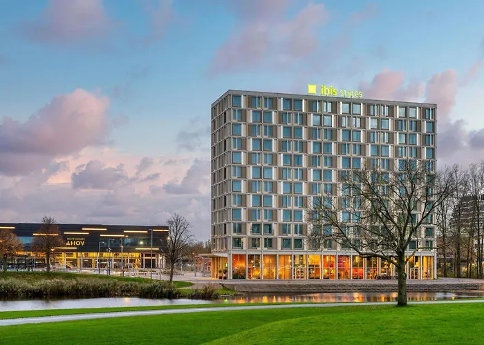 Ibis Styles Ahoy Hotel 4*