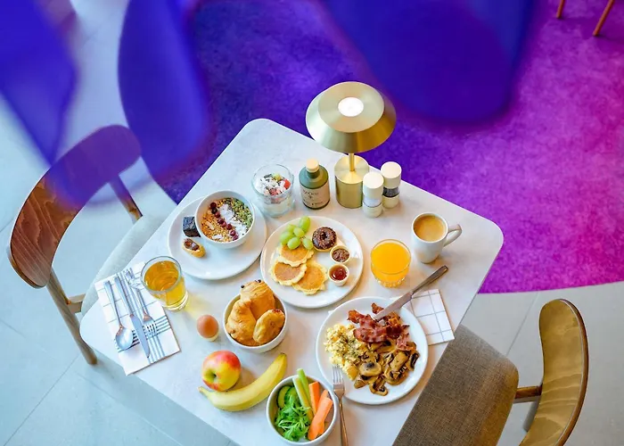 Hotel Ibis Styles Ahoy 4*