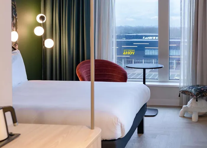 Hotel Ibis Styles Ahoy 4*